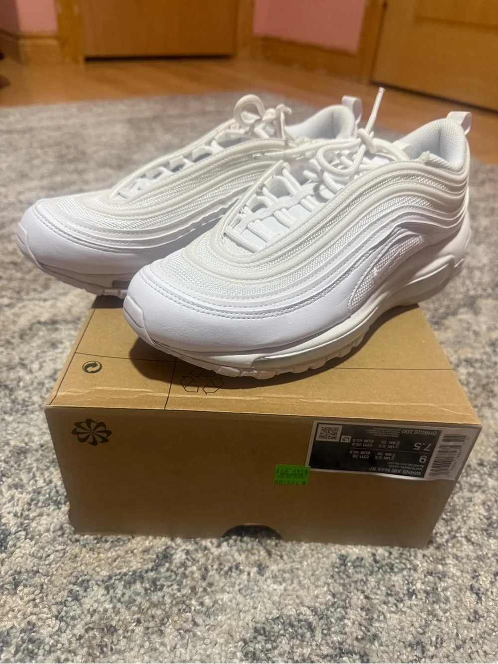Women’s Nike Air Max 97 size 9 all white